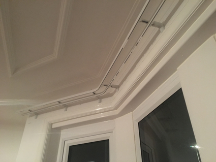 SilentGliss Double curtain rail fitted into bay window